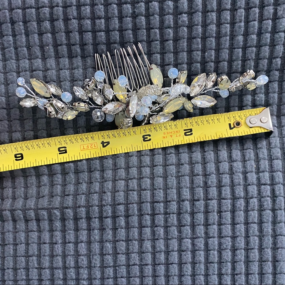 💎 Crystal Hair Comb Accessory 💎 - Picture 2 of 12